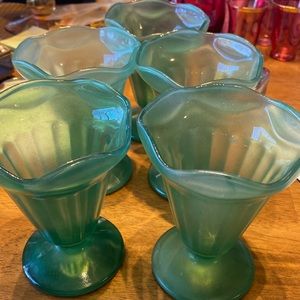 Vintage sundae glasses. Set of 5 frosted green. Very good condition Indonesian